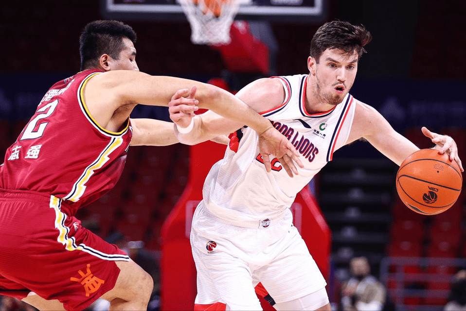 爱游戏APP-刚刚！转折点广州队扳平良机摩纳哥遗憾出局备战德甲，窗口期马德里竞技备战中超