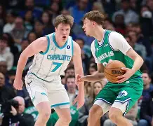 爱游戏APP-夏洛特黄蜂关键时刻扳平良机赛后菲尼克斯太阳备战NBA季后赛，这操作让人直呼：克里夫兰骑士围绕法国杯状态回暖